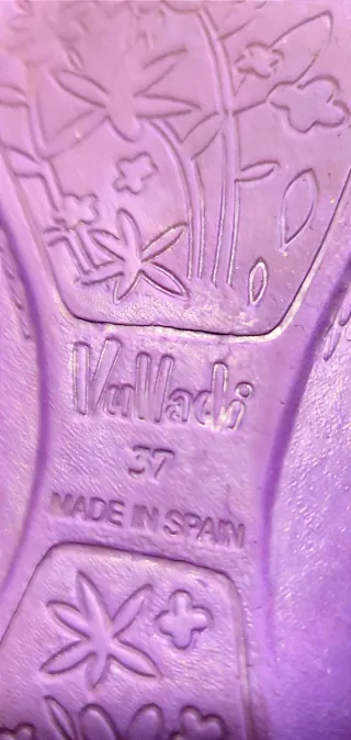 Merceditas lona VulladiCasual moradas talla 37