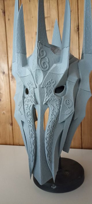 Casco Sauron LOTR Kit Monta y Pinta