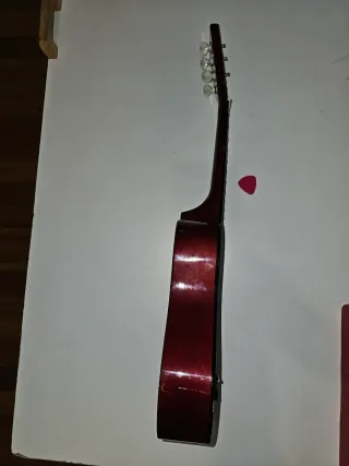 Guitarra española para niños (sin cuerdas)