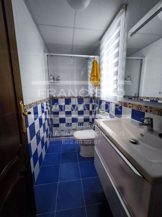 Casa adosada en venta en Lucena