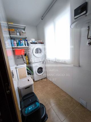 Casa adosada en venta en Lucena