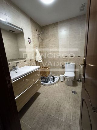 Casa adosada en venta en Lucena