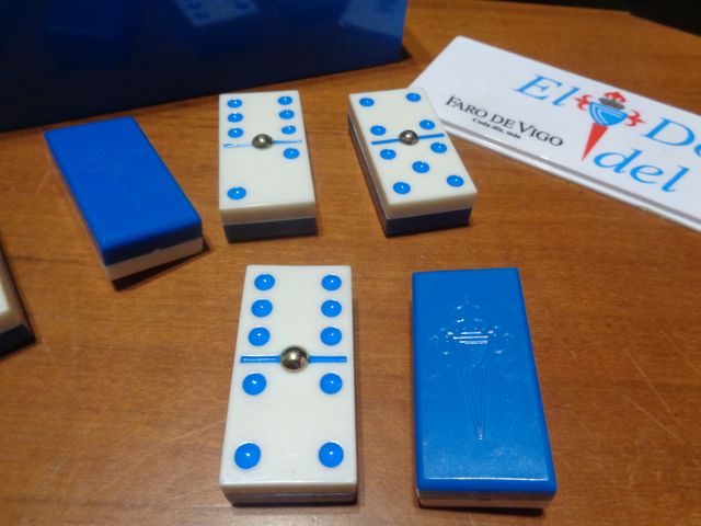 Juego Dominó Celta Faro de Vigo