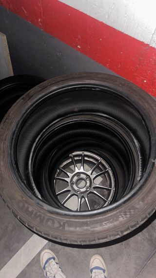 Neumático 225/40 R18 Kumho Ecsta PS71