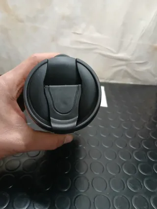 Thermos in acciaio inox con tappo