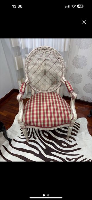 Silla Luis XVI madera ratán tela cuadros