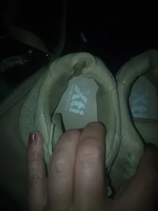 Zapatillas y bolso beige talla 38