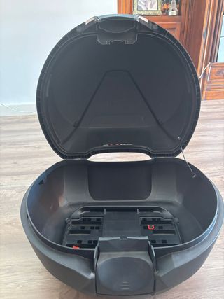 Baúl Shad 39L Moto con Parrilla