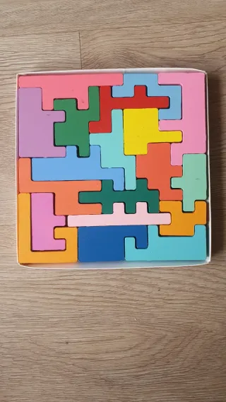 Juegos de mesa educativos de madera