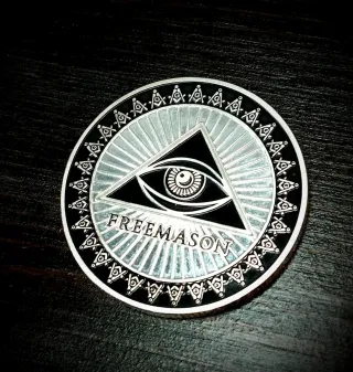 Gettone Illuminati Freemason Triade Eye