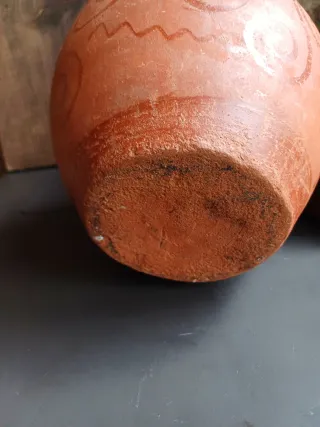 Jarron de terracota con diseño