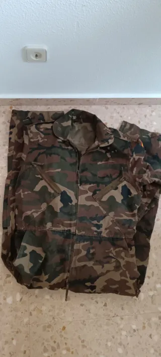 Mono de carrista (woodland)