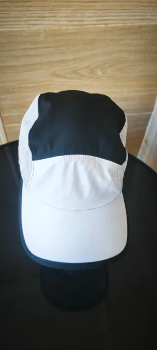 Gorra Lacoste Blanca y Azul