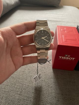 Reloj Tissot nunca usado nuevo todo funciona