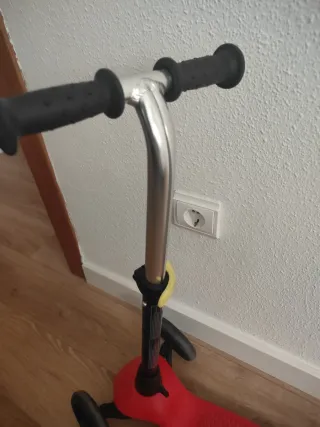 Patinete infantil 3 ruedas rojo