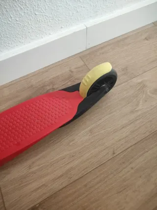 Patinete infantil 3 ruedas rojo