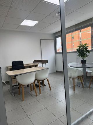 Oficina en alquiler en Huerta Rosales - Valdepasillas en Badajoz