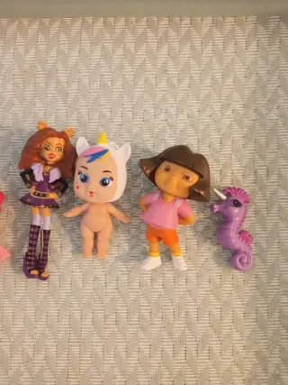 Lote 6 figuras PVC (Winnie, Pony, Dora)