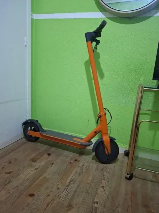 Patinete Naranja para Piezas