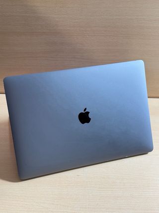 MacBook Pro 2016 (A1707) i7 / 16Gb / 512Gb / 2Gb