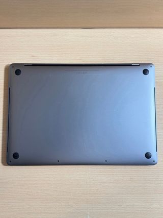 MacBook Pro 2016 (A1707) i7 / 16Gb / 512Gb / 2Gb