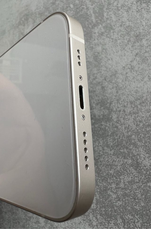 iPhone 13 Bianco 128GB + Accessori