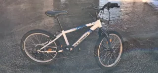 Bicicleta infantil Rockrider ST 100