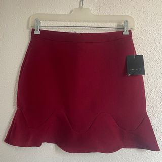 Falda Zara Granate con volantes