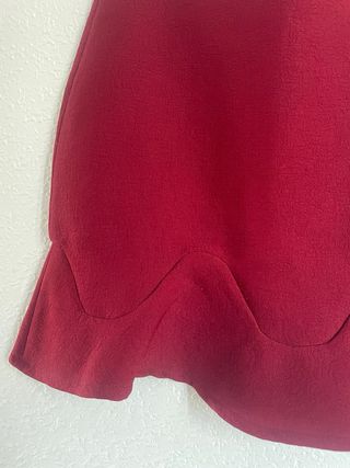 Falda Zara Granate con volantes