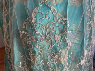 Falda Fallera Talla 40 con Manteletas y Zapatos