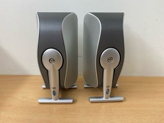 Altavoces JBL SCS200SAT Gris/Plata