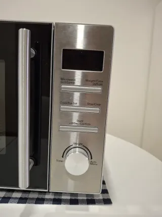 Microondas Koenic plateado