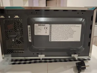 Microondas Koenic plateado