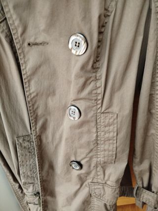 Gabardina Stradivarius Talla S