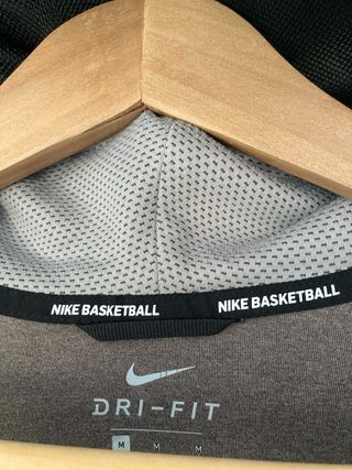 Chaqueta Deportiva Nike Gris