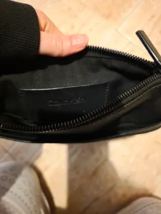 Bolso bandolera Calvin Klein negro original