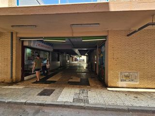 Local comercial en venta en Puerta Blanca en Málaga