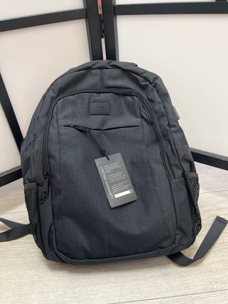 MATEIN Mochila Portatil Hombre Impermeable 15.6"