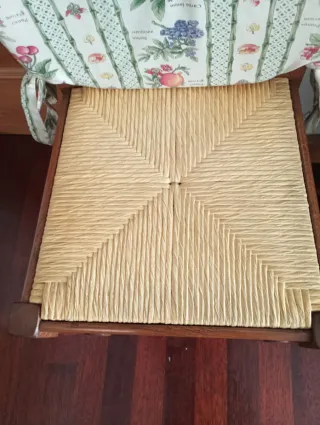 Juego de 2 sillas de madera
