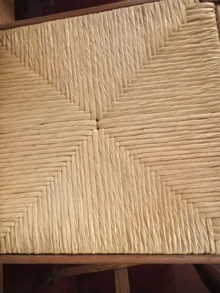 Juego de 2 sillas de madera