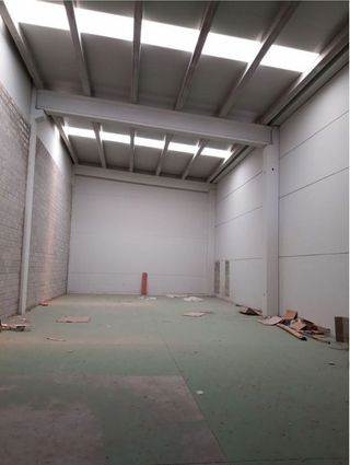 Nave industrial en venta en Cuarte de Huerva
