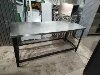 Mesa trabajo industrial