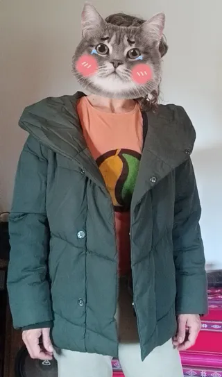 Abrigo verde acolchado extra caliente talla M