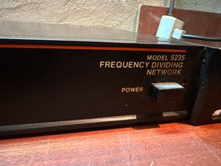 Crossover JBL UREI 5235