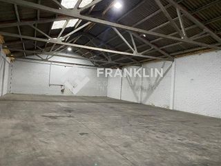 Nave industrial en alquiler en Anglès