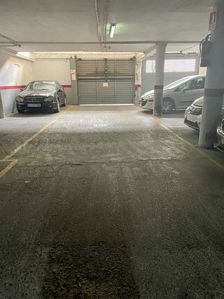 Garaje en venta en Sant Josep en Hospitalet de Llobregat, L´