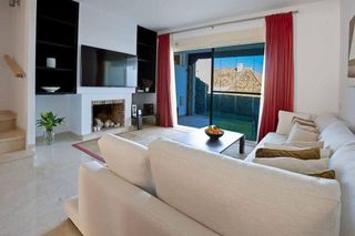 Casa adosada en alquiler en Calahonda en Mijas