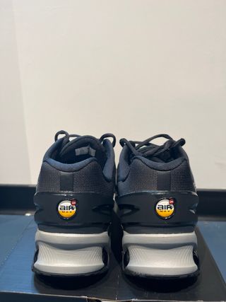 Nike Air Max Dn8 Trainers Premium “Paris”