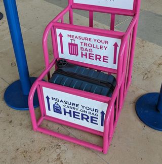 Maleta Cabina Anode 24L Twin Wheel 40x30x20