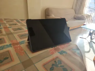 Tablet Lenovo M9 gris